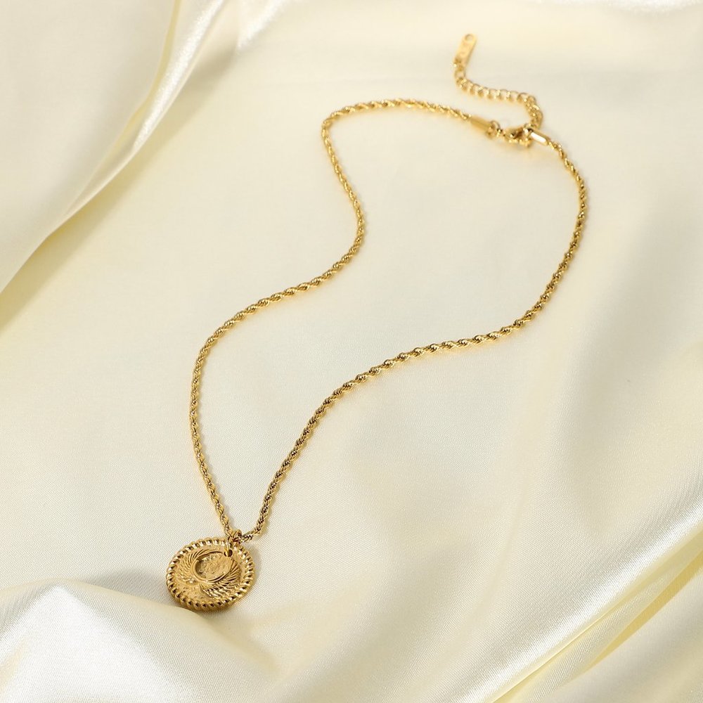 Mia Angel Wings Necklace - Picture 4 of 8